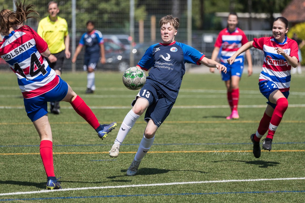 Bild 169 - wBJ Holsatia Elmshorn - VfL Pinneberg : Ergebnis: 1:4